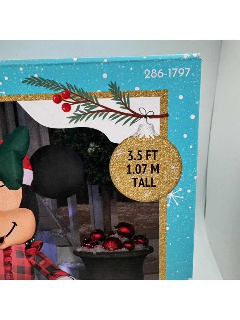 Disney Minnie Mouse 3.5 ft Airblown Inflatable Christmas Yard Decoration Lights